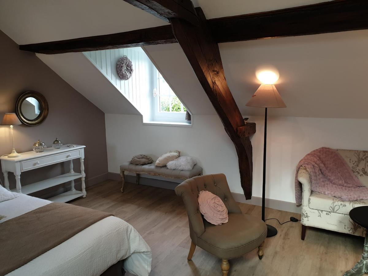 D'Anciennes "Chambres De Bonnes" Honfleur Exterior photo